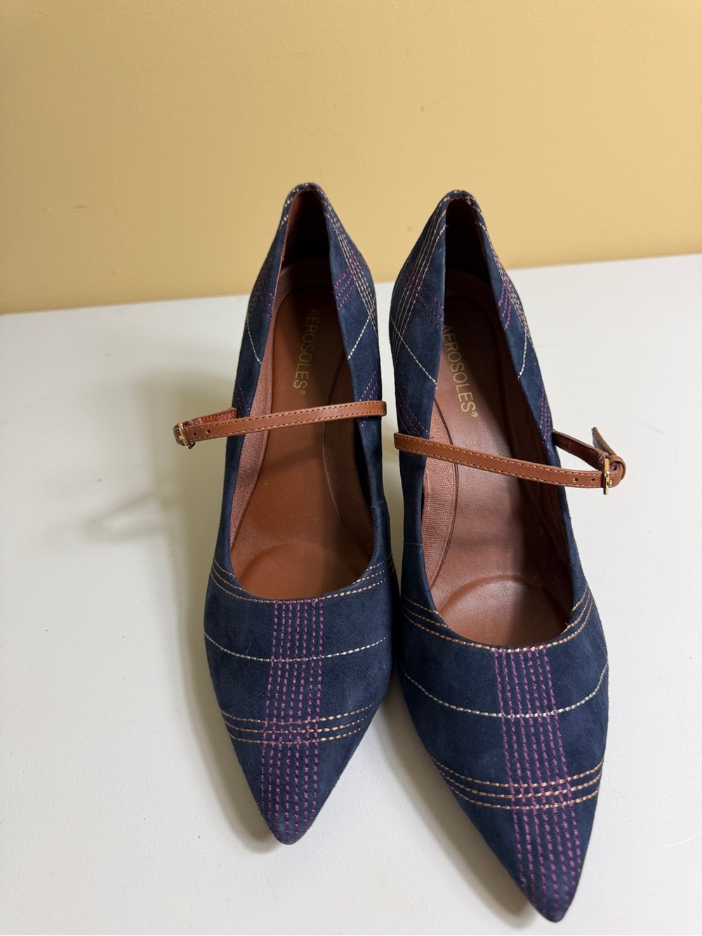 Aerosoles "Tax Return" Blue Plaid Suede Mary Jane Pumps – Size 11 - Picture 3 of 10